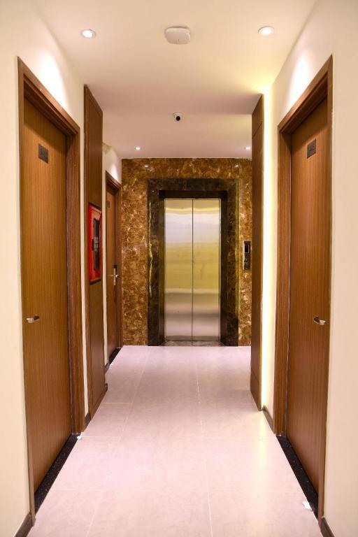 Bizu Royal Hotel Ho Chi Minh-stad Buitenkant foto