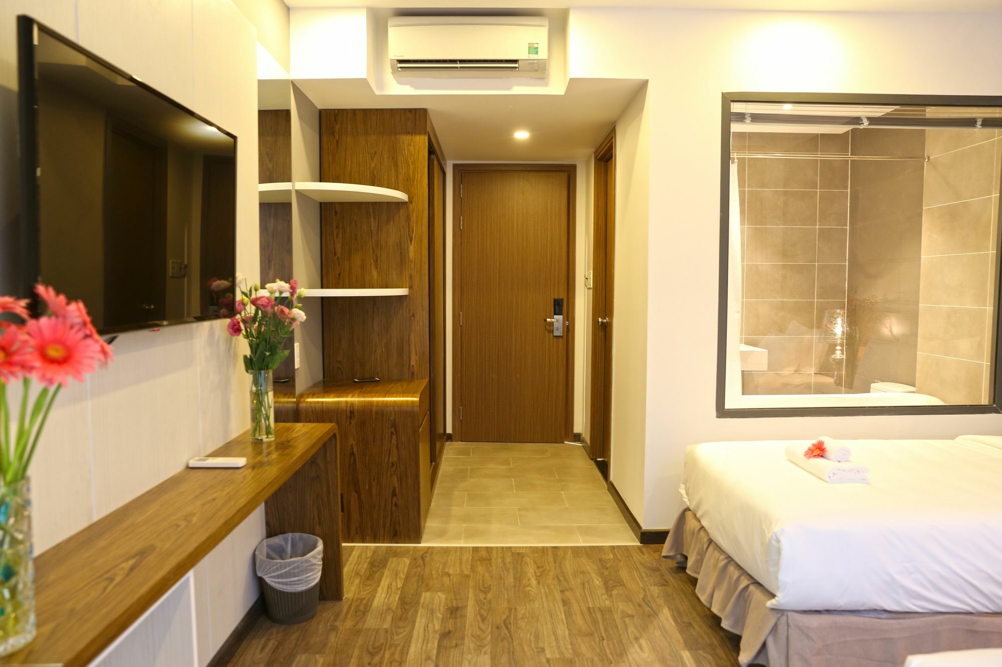Bizu Royal Hotel Ho Chi Minh-stad Buitenkant foto