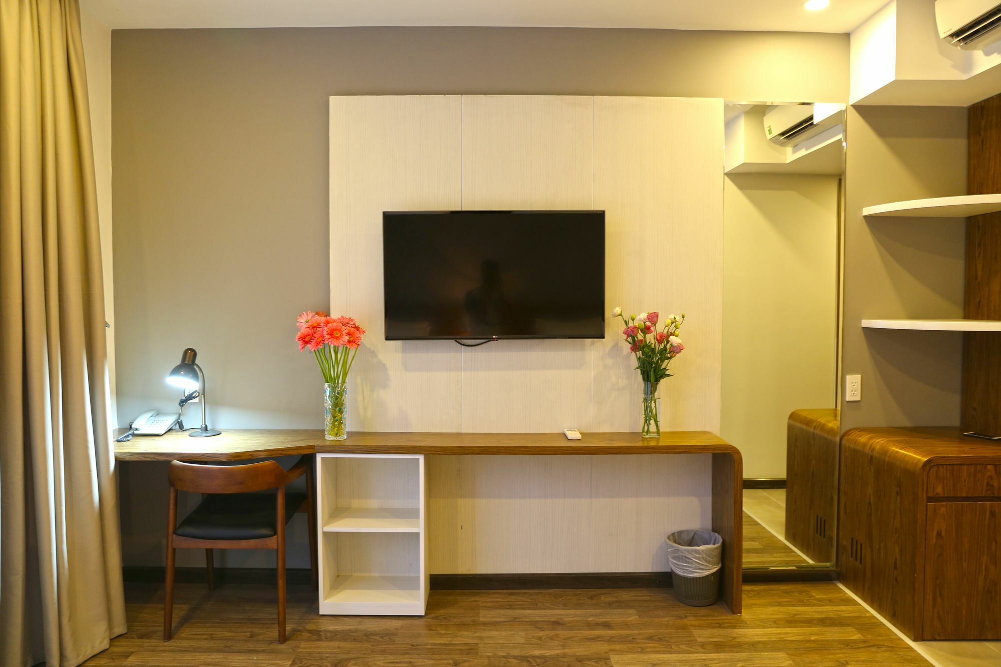 Bizu Royal Hotel Ho Chi Minh-stad Buitenkant foto